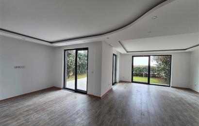 3+1 Panoramik Deniz Manzaralı, Havuz Cepheli Bahçe Dubleksi