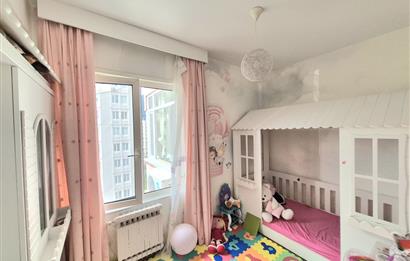 Beşiktaş Gayrettepe'de Şehir Manzaralı 3+1 Kiralık Daire