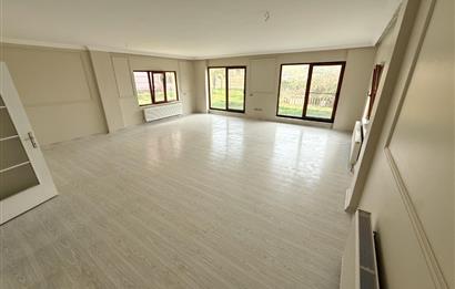 Zekeriyaköy'de Kiralık Tam Müstakil Villa