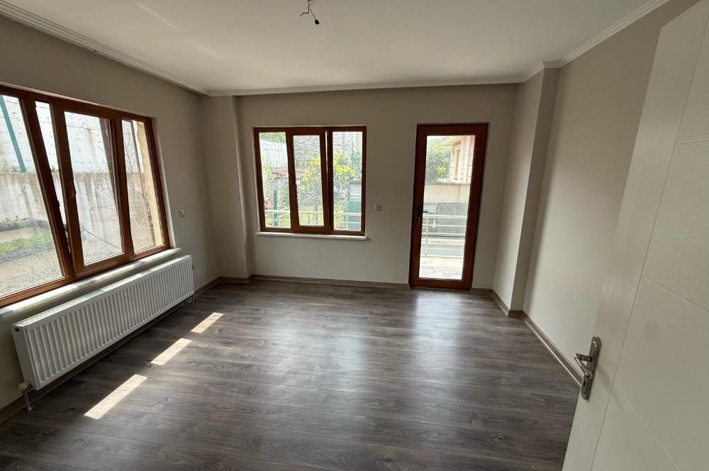 Zekeriyaköy'de Kiralık Tam Müstakil Villa