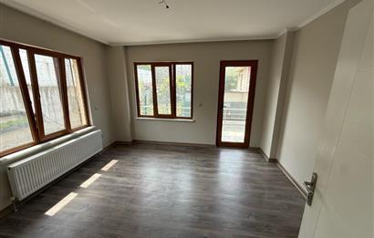 Zekeriyaköy'de Kiralık Tam Müstakil Villa