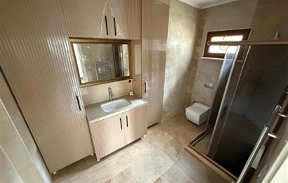 Zekeriyaköy'de Kiralık Tam Müstakil Villa
