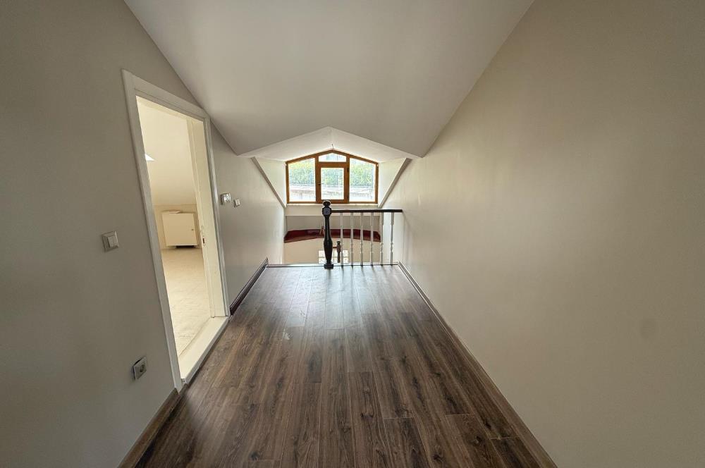 Zekeriyaköy'de Kiralık Tam Müstakil Villa