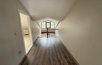 Zekeriyaköy'de Kiralık Tam Müstakil Villa