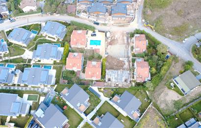 Zekeriyaköy'de Kiralık Tam Müstakil Villa