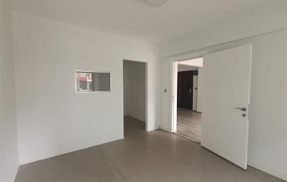 C21 LOFT'TAN KIBRISŞEHİTLERİ CADDESİNDE KİRALIK 2 KATLI İŞYERİ