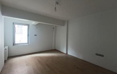 C21 LOFT'TAN KIBRISŞEHİTLERİ CADDESİNDE KİRALIK 2 KATLI İŞYERİ