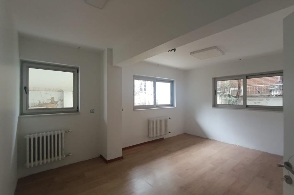 C21 LOFT'TAN KIBRISŞEHİTLERİ CADDESİNDE KİRALIK 2 KATLI İŞYERİ