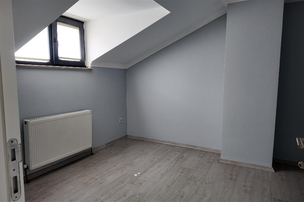 C21 NEXAR'DAN KEMERBURGAZ MİTHATPAŞA'DA TERASLI DUBLEKS