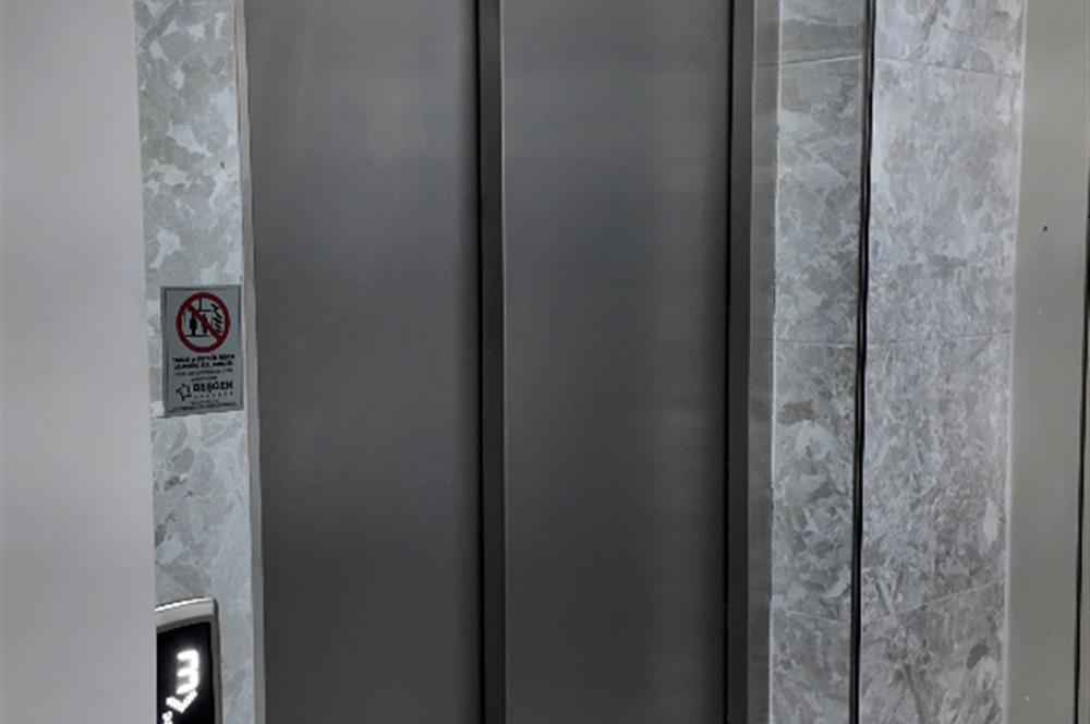 C21 NEXAR'DAN ÜSKÜDAR BULGURLU METRO YAKINI YENİ FERAH DUBLEKS