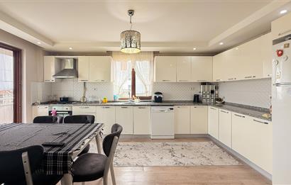 CENTURY21 BAL'DAN SATILIK BİNA