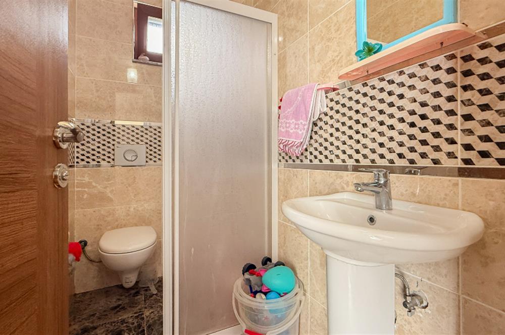 CENTURY21 BAL'DAN SATILIK BİNA