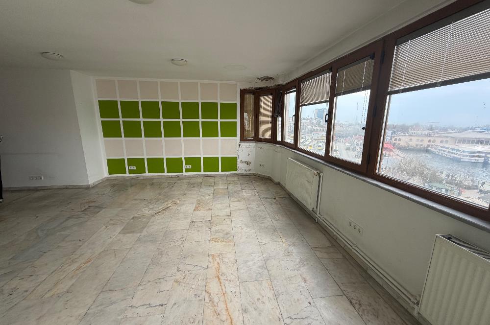 Kadıköy Rıhtım Deniz manzaralı ofis 