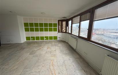Kadıköy Rıhtım Deniz manzaralı ofis 