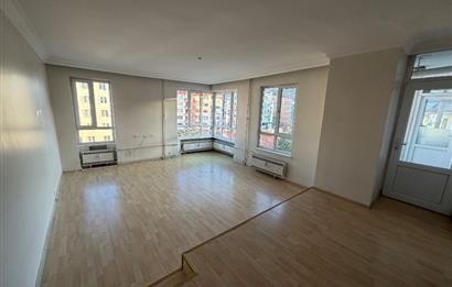 Yeşilyolda mükemmel konumlu 3+1 Kiralık daire