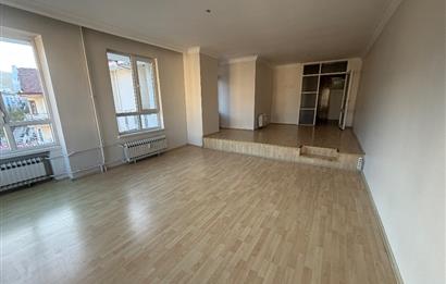 Yeşilyolda mükemmel konumlu 3+1 Kiralık daire