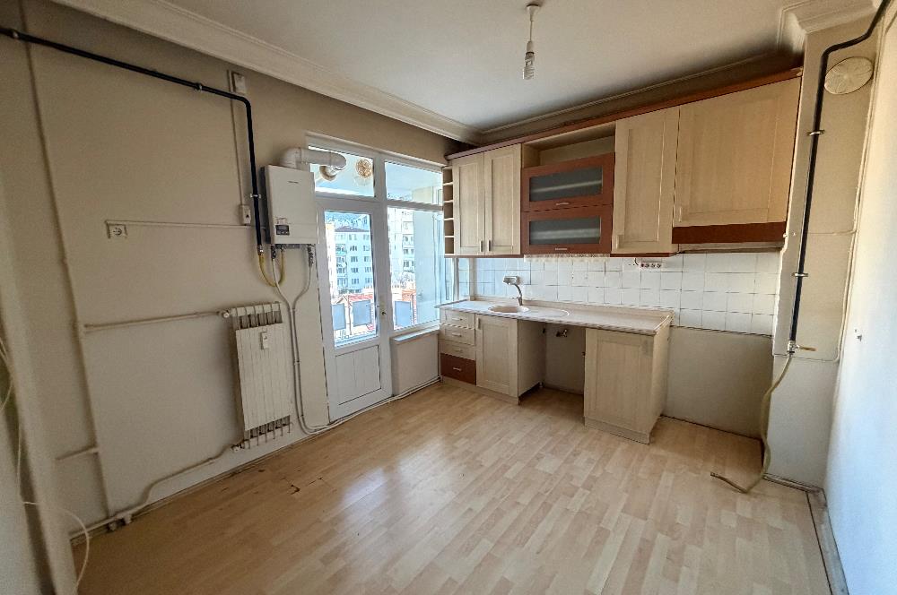 Yeşilyolda mükemmel konumlu 3+1 Kiralık daire