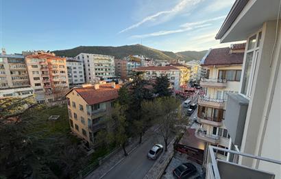 Yeşilyolda mükemmel konumlu 3+1 Kiralık daire