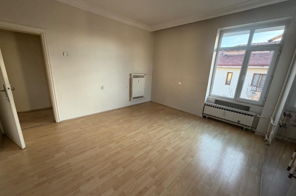 Yeşilyolda mükemmel konumlu 3+1 Kiralık daire