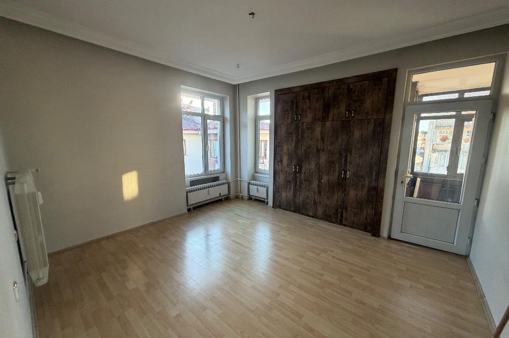 Yeşilyolda mükemmel konumlu 3+1 Kiralık daire