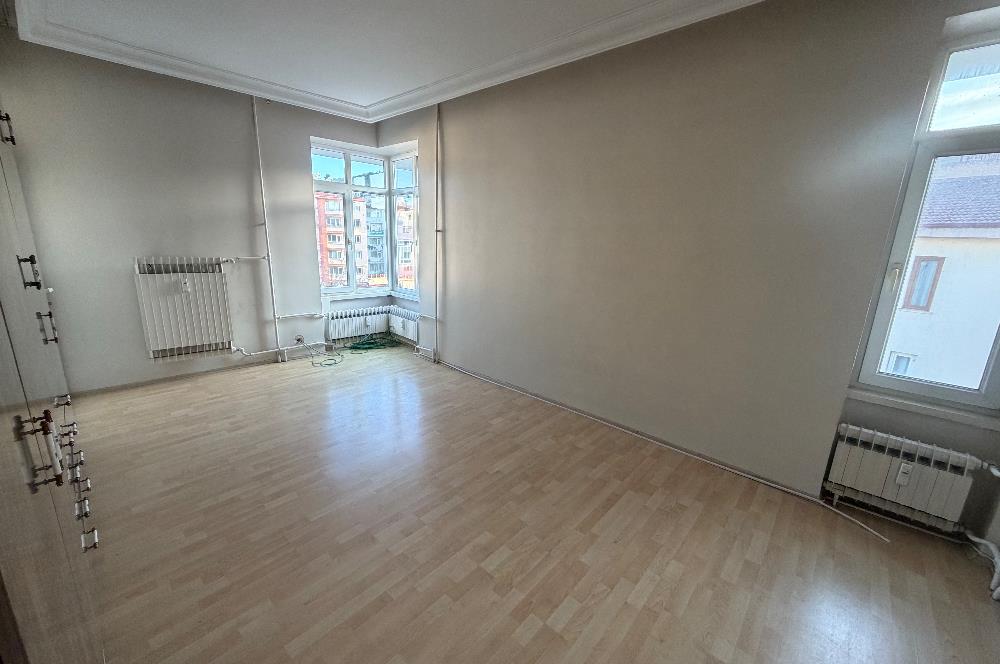 Yeşilyolda mükemmel konumlu 3+1 Kiralık daire