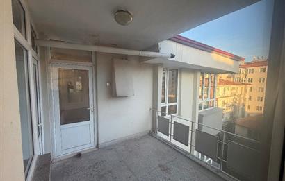 Yeşilyolda mükemmel konumlu 3+1 Kiralık daire