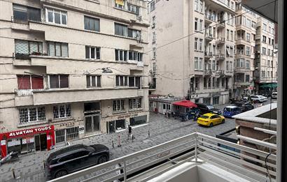 TAKSİMDE 4+1 KİRALIK OFİS