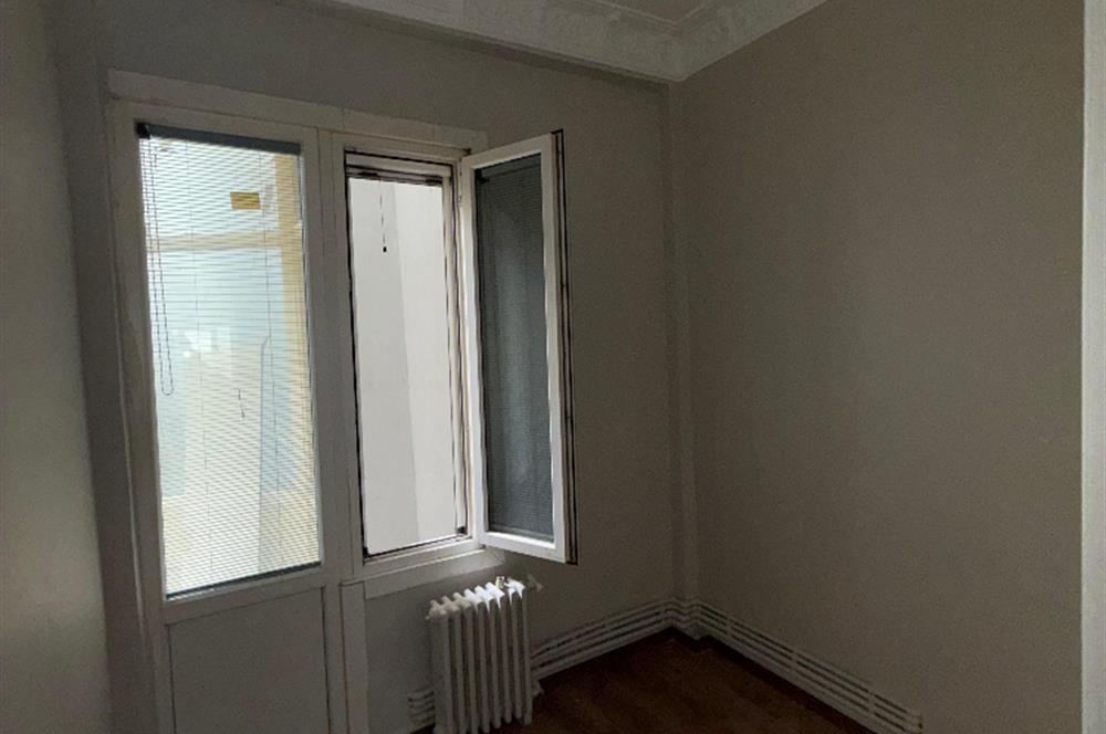 TAKSİMDE 4+1 KİRALIK OFİS