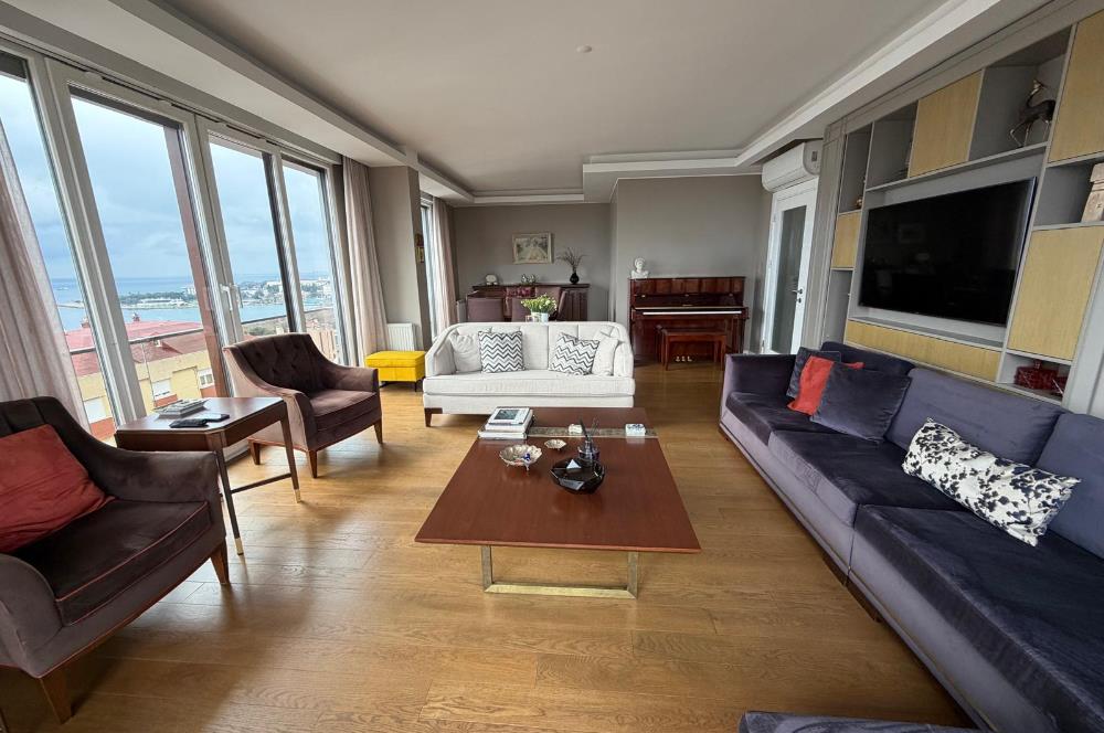 CADDEBOSTAN SAHİLDE FULL DENİZ MANZARALI 5+1 DUBLEKS DAİRE