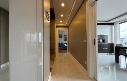 CADDEBOSTAN SAHİLDE FULL DENİZ MANZARALI 5+1 DUBLEKS DAİRE