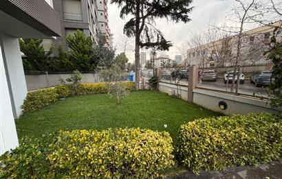 CADDEBOSTAN SAHİLDE FULL DENİZ MANZARALI 5+1 DUBLEKS DAİRE