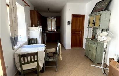 Gümüşlük Peksimet'te 2 Tapulu, 150m² Bahçeli Taş Ev