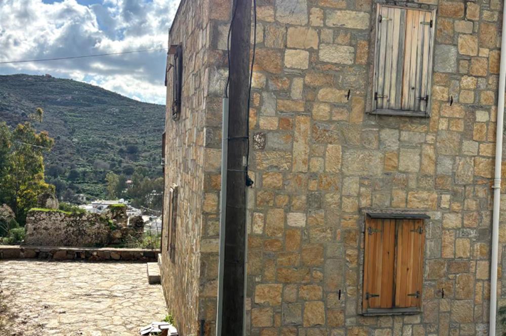 Gümüşlük Peksimet'te Taş Mimarili, Bahçeli 2+1 Dubleks