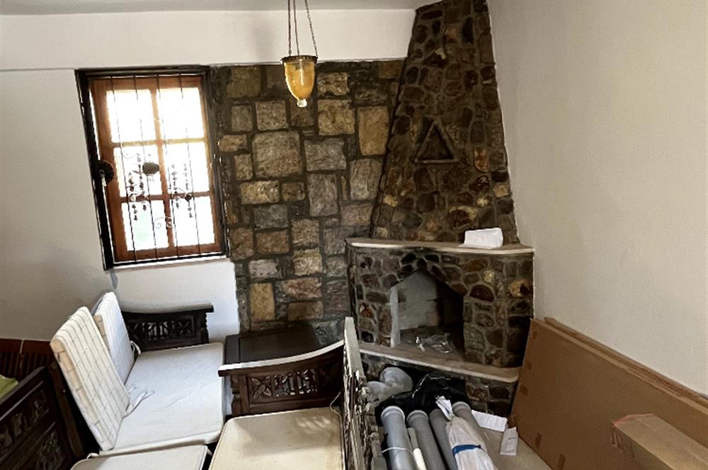 Gümüşlük Peksimet'te Taş Mimarili, Bahçeli 2+1 Dubleks