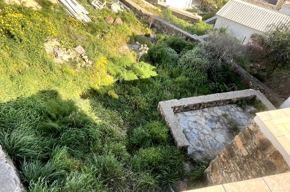 Gümüşlük Peksimet'te 2 Tapulu, 150m² Bahçeli Taş Ev