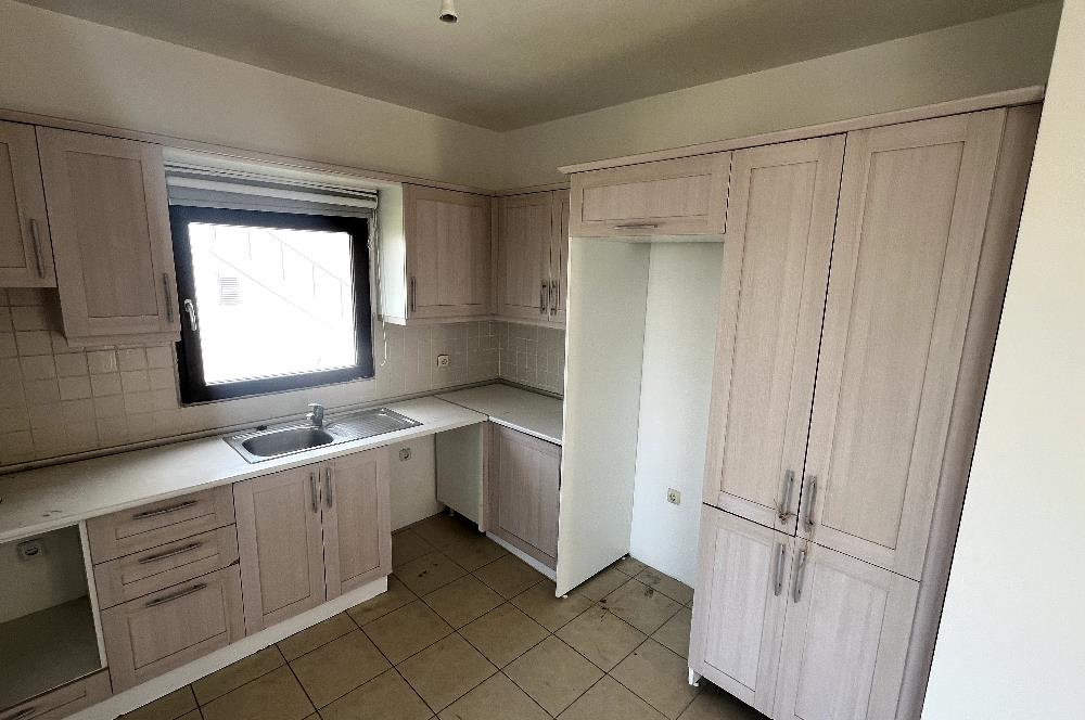 Yalıkavak'ta Deniz Manzaralı, Tadilatlı 2+1 Kiralık Daire 