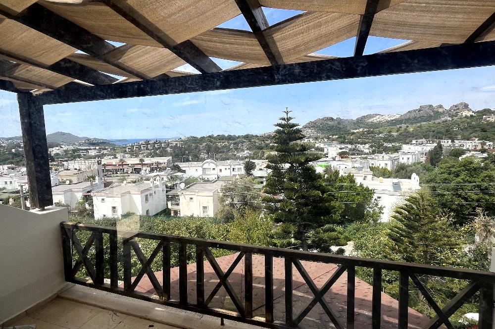 Yalıkavak'ta Deniz Manzaralı, Tadilatlı 2+1 Kiralık Daire 