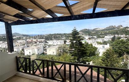 Yalıkavak'ta Deniz Manzaralı, Tadilatlı 2+1 Kiralık Daire 