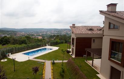 Zekeriyaköy GustoPark'ta 6,5+1 Kiralık Müstakil Villa