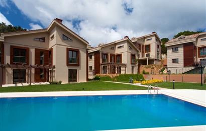 Zekeriyaköy GustoPark'ta 6,5+1 Kiralık Müstakil Villa