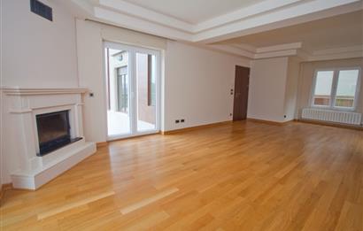 Zekeriyaköy GustoPark'ta 6,5+1 Kiralık Müstakil Villa