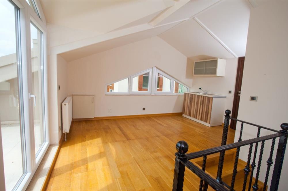 Zekeriyaköy GustoPark'ta 6,5+1 Kiralık Müstakil Villa