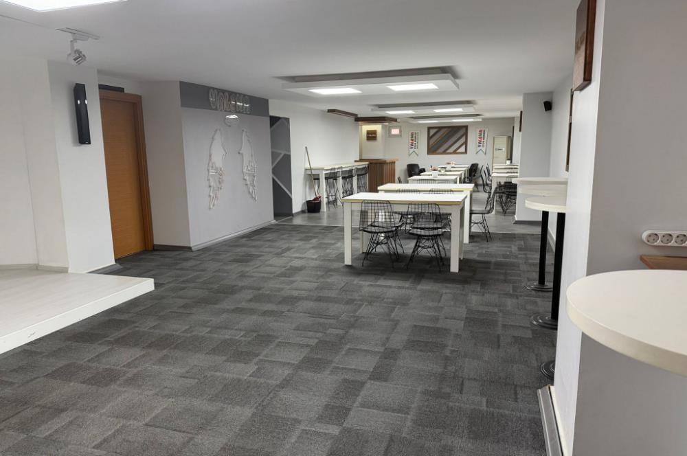 ÇAYIROVA'DA KÜLTÜR MERKEZİ KARŞISI 3 KATLI FIRSAT SATILIK DÜKKAN