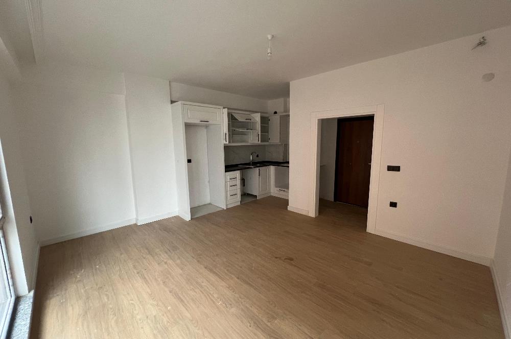 CENTURY 21'DEN EFİRLİ'DE AQUAPARK KARŞISI SATILIK 2+1 DAİRE!