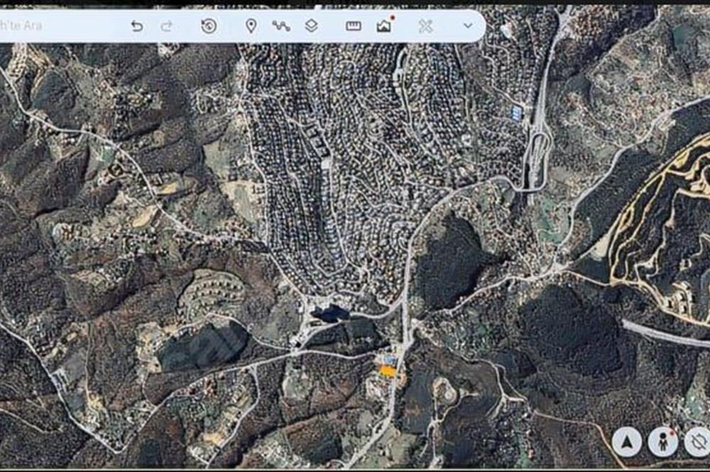 BEYKOZ ZERZAVATÇI'DA 812m2 İMARLI ,YOLA CEPHELİ SATILIK ARSA