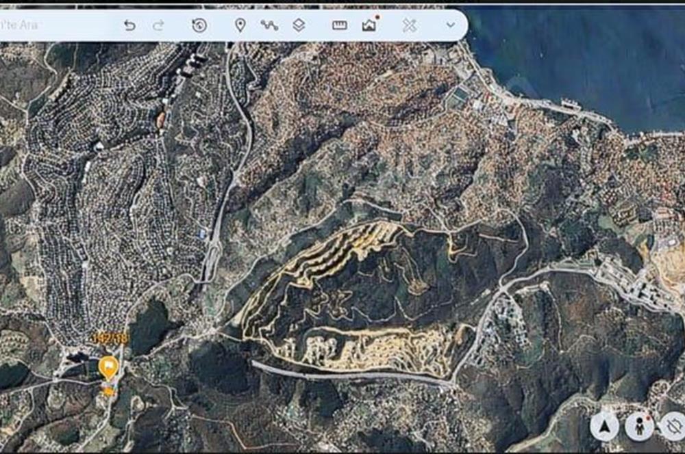 BEYKOZ ZERZAVATÇI'DA 812m2 İMARLI ,YOLA CEPHELİ SATILIK ARSA