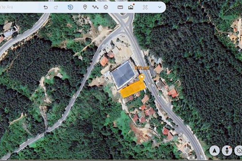 BEYKOZ ZERZAVATÇI'DA 812m2 İMARLI ,YOLA CEPHELİ SATILIK ARSA