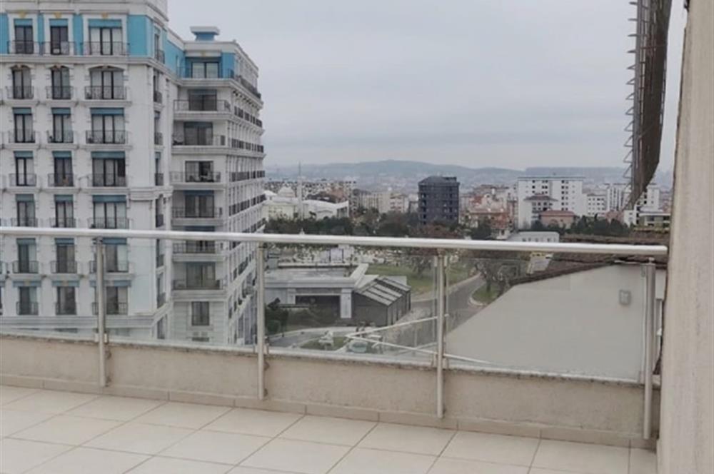 Pendik Yayalar Martan Resident Satılık 4+1 Çatı Dubleksi