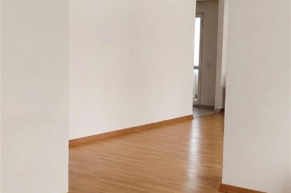 Pendik Yayalar Martan Resident Satılık 4+1 Çatı Dubleksi