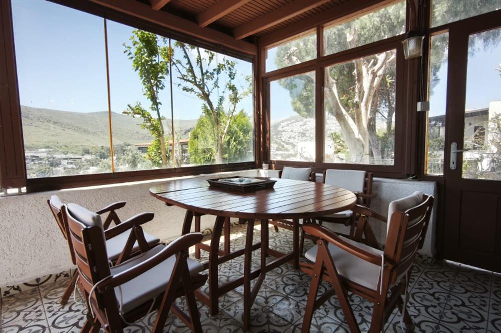 Bodrum Bağla'da Kiralık Eşyalı Bahçe Dubleksi